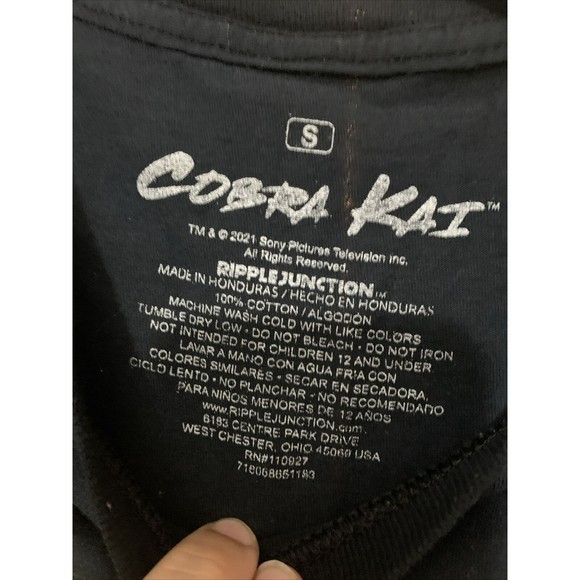 Cobra Kai Black Short Sleeve Crew Neck T-Shirt Men's Size Small - Picture 5 of 5